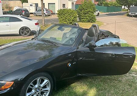 BMW Z4 2.2i Roadster