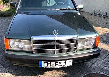 Mercedes-Benz 190 E 2.3