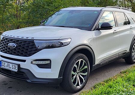 Ford Explorer ST-Line Plug-in-Hybrid 4x4 7-Sitzer Kam Aut...