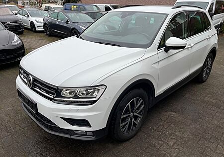 VW Tiguan Volkswagen 2.0TDI Comfortline 4Motion DSG ACC Standh