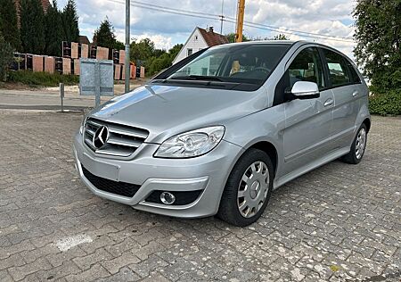 Mercedes-Benz B 180 CDI Klima Navi Xenon EURO 5