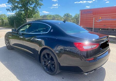 Maserati Quattroporte 3.0 V6 Diesel Automatik