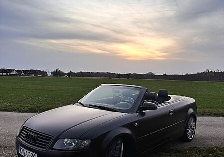 Audi A4 1.8 T Cabriolet -