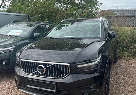 Volvo XC 40 XC40 Inscription AWD *AHK/PANO/LED/360° Kamera*