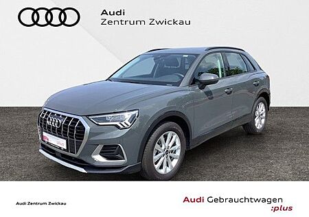 Audi Q3 40TFSI quattro Advanced LED Scheinwerfer, Nav