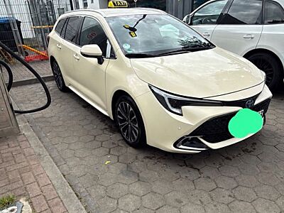 Toyota Corolla 1,8 Hybrid Team Deutschl Touring Spo...