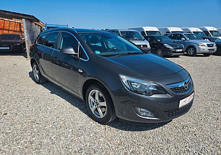 Opel Astra J Sports Tourer Sport 1.7 cdti