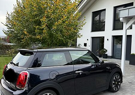 Mini Cooper SE XL-Paket, Panoramadach, 1.Hand