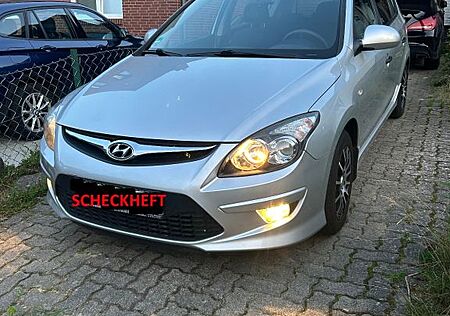 Hyundai i30 CW 1.4 UEFA EURO 2012 Edition, 1-HAND, LPG