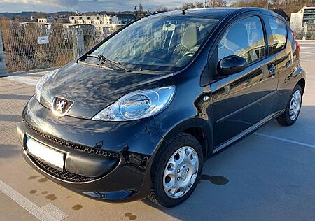 Peugeot 107 Neue Kupplung, TÜV bis 27, neue Scheinwerfer