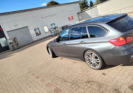 BMW 325d Touring -