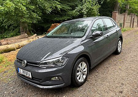 VW Polo Volkswagen 1.6 TDI 70kW DSG Highline Panoramadach