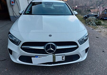 Mercedes-Benz A 250 e Advanced DCT Advanced