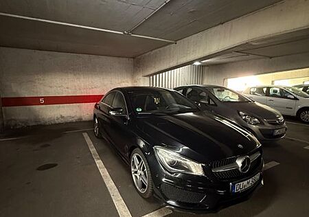 Mercedes-Benz CLA 250 DCT 4MATIC AMG Line AMG Line