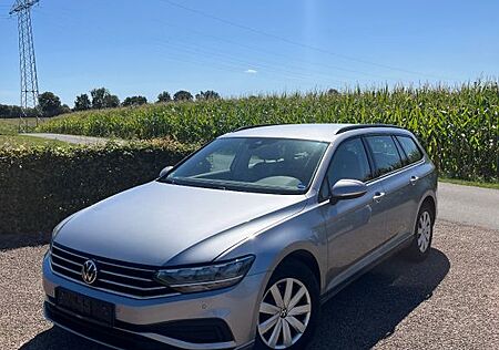 VW Passat Variant Volkswagen 2.0 TDI SCR Business Variant ...