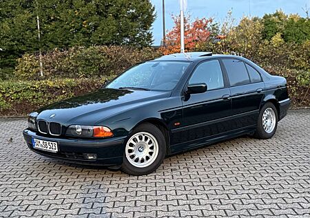 BMW 523i Leder / Klima