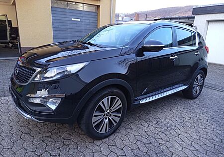 Kia Sportage 2.0 CRDi 2WD Vision NAVI/CAM/SHZ/TÜV