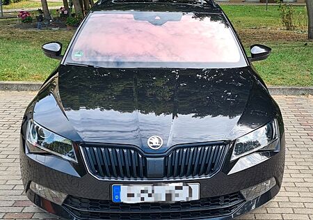 Skoda Superb 4x4 280PS, AHK, Pano, SHZ