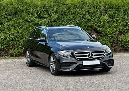 Mercedes-Benz E 220 E 220d T AMG LINE/WIDESCREEN/HEAD UP/ACC/360*/