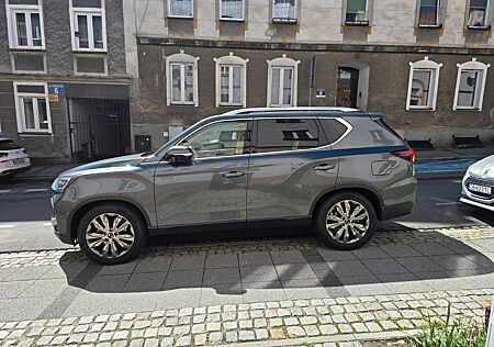 SsangYong Rexton 2.2 Diesel e-XDi 220 Sapphire 4WD AT ...