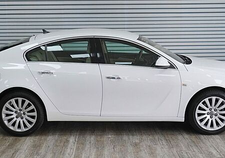 Opel Insignia 2.0 Cosmo *NAVI-DVD800/SHZ/PDC/TEMPOMAT
