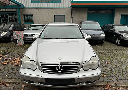 Mercedes-Benz C 200 C -Klasse Lim. Kompressor