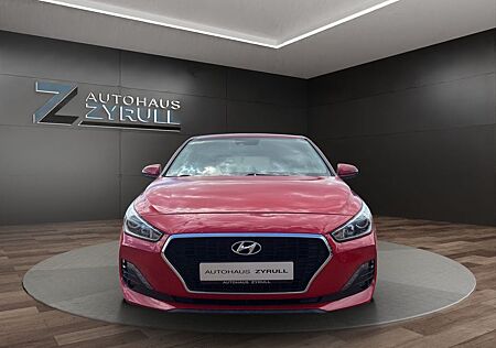 Hyundai i30 1.4 Pure 99 PS RFK/SHZ/KLIMA