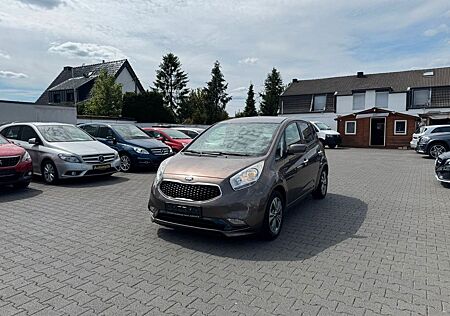 Kia Venga Dream Team-1-HAND