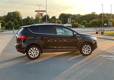 Ford Kuga 2,0 TDCi 2x4 103kW Titanium Titanium