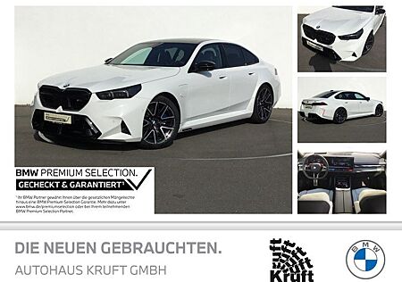 BMW M5 Limousine ICONIC GLOW+PANO+B&W SOUND