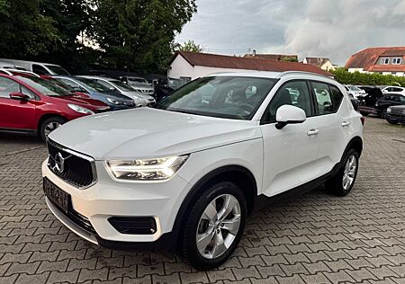 Volvo XC 40 XC40 Momentum 2WD