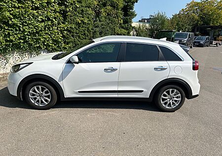 Kia Niro 1.6 GDI Hybrid Vision