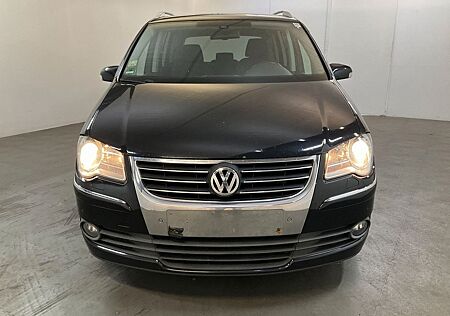 VW Touran Volkswagen Highline 2.0 TDI+NAVI+Klimaautomatik