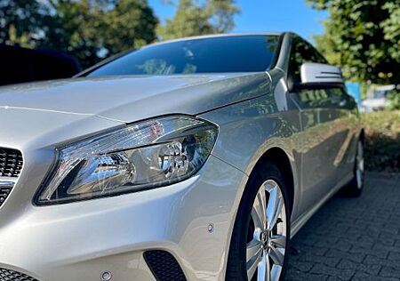 Mercedes-Benz A 200 PEAK Edition PEAK Edition