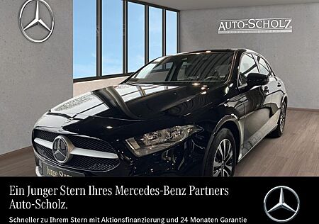 Mercedes-Benz A 180 d PANO+CARPLAY+DAB+SHZ+SPUR+BUSINESS+TEMP+