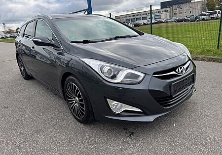 Hyundai i40 i4 1.7 CRD,Klimau,Automatik,Xenon,TÜV,SH,Tempo