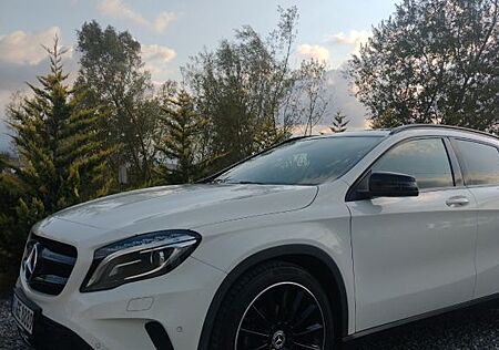Mercedes-Benz GLA 200 Urban Night Paket