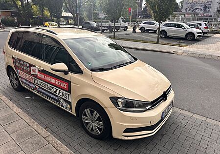 VW Touran Volkswagen 2.0 TDI SCR DSG Highline Highline