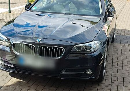BMW 520d Touring HiFi Xenon Pano. Dach Navi Prof