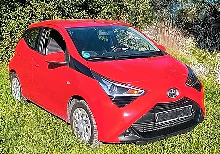 Toyota Aygo (X) Aygo 1,0 53 KW 1. Hd unfallfrei sehr gepflegt