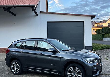 BMW X1 sDrive18i Sport Line