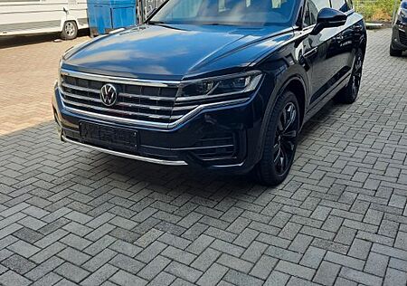 VW Touareg Volkswagen 3.0 V6 TDI 170kW 4MOT Tiptr. R-Line ...