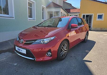 Toyota Auris Touring Sports Edition NAVI AHK SIH