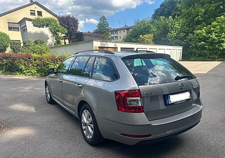 Skoda Octavia Kombi 1.0 TSI DSG | AHK | SHZ | PDC V+H
