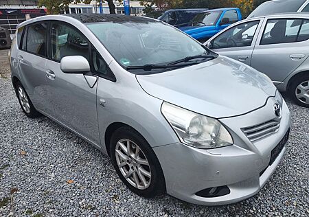 Toyota Verso Executive 7 SITZE AUTO NAVI KAMERA PANORAM