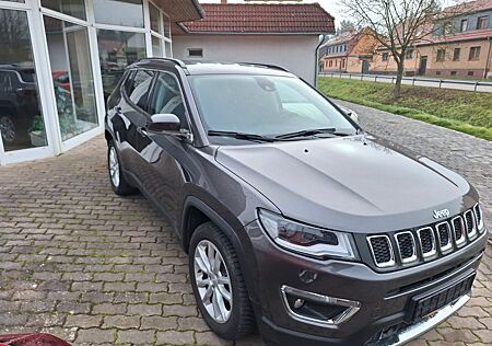 Jeep Compass Limited FWD