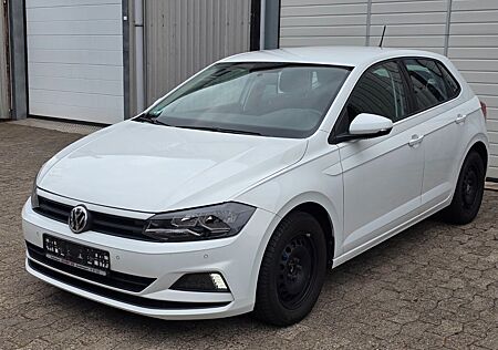 VW Polo Volkswagen VI Automatik PDC KLIMA TEMPOMAT
