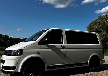 VW T5 Multivan Volkswagen 2.0 TDI 141 PS