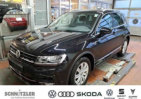 VW Tiguan Volkswagen R-Line 1.5 TSI DSG NAVI/PDC/LED/SHZ/APP++