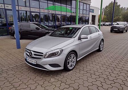 Mercedes-Benz A 180 Urban BlueEfficiency +XENON+NAVI+PDC+